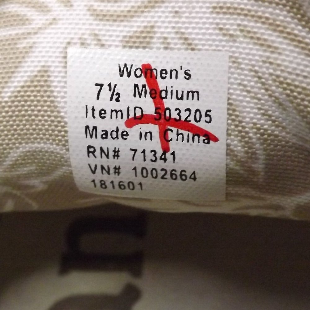L.L. Bean Canvas Shoe- Women's 7.5M - Picture 11 of 13